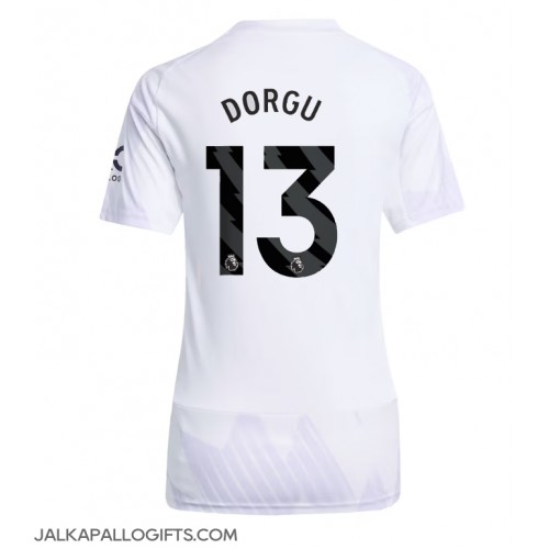 Manchester United Patrick Dorgu #13 Vieraspaita Naiset 2025-26 Lyhythihainen Manchester United Patrick Dorgu #13 Vieraspaita Naiset 2025-26 Lyhythihainen